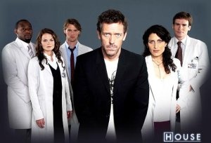 doctor house serial axn cand e, serialul Dr. House, House M.D., Hugh Laurie, despre Hugh Laurie, cine este dr House, doctor House, premii, actorul Hugh Laurie, despre serialul Doctor House